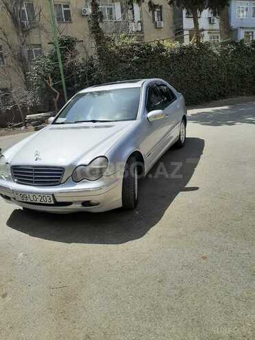 Mercedes C 220 d 2002, 329,000 km - 2.2 l - Bakı