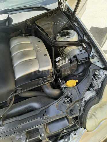 Mercedes C 220 d 2002, 329,000 km - 2.2 l - Bakı