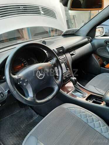 Mercedes C 220 d 2002, 329,000 km - 2.2 l - Bakı