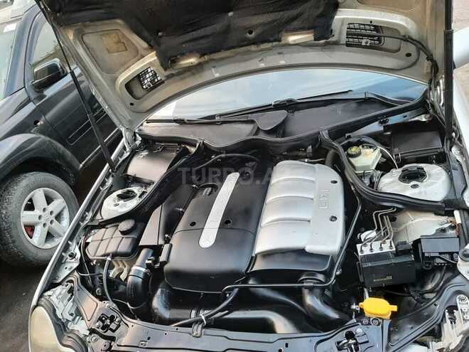 Mercedes C 220 d 2002, 329,000 km - 2.2 l - Bakı
