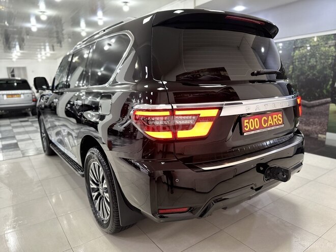 Nissan Patrol 2017, 98,000 km - 5.6 л - Bakı