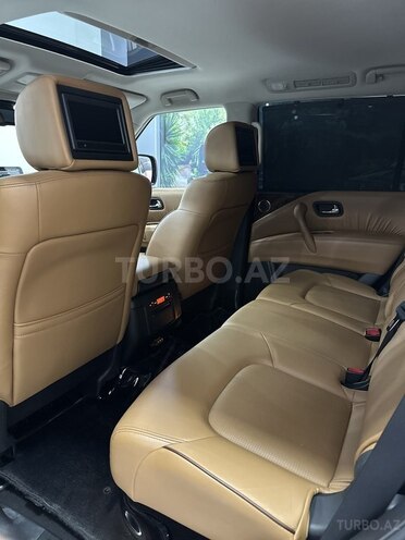 Nissan Patrol 2017, 98,000 km - 5.6 л - Bakı