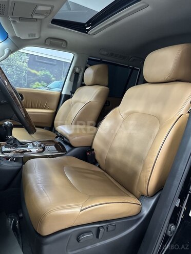 Nissan Patrol 2017, 98,000 km - 5.6 л - Bakı