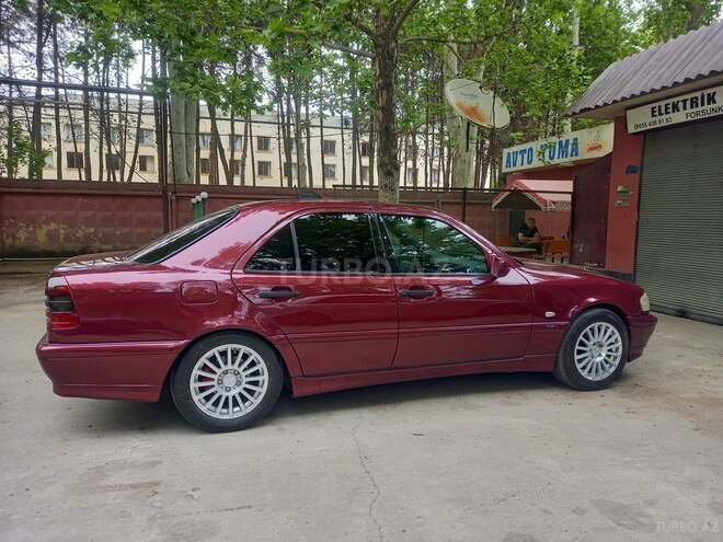 Mercedes C 180 1999, 436,786 km - 1.8 л - Mingəçevir