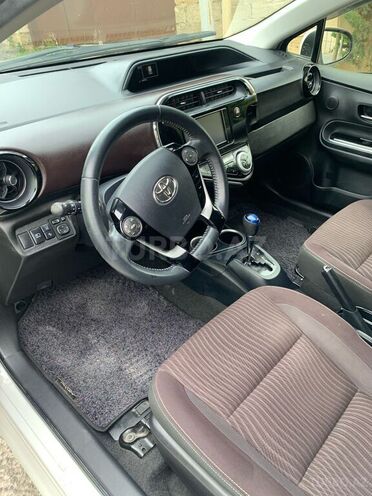 Toyota Aqua 2019, 76,000 km - 1.5 л - Bakı