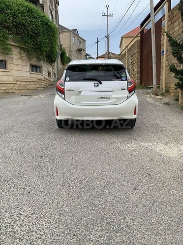 Toyota Aqua 2019, 76,000 km - 1.5 л - Bakı
