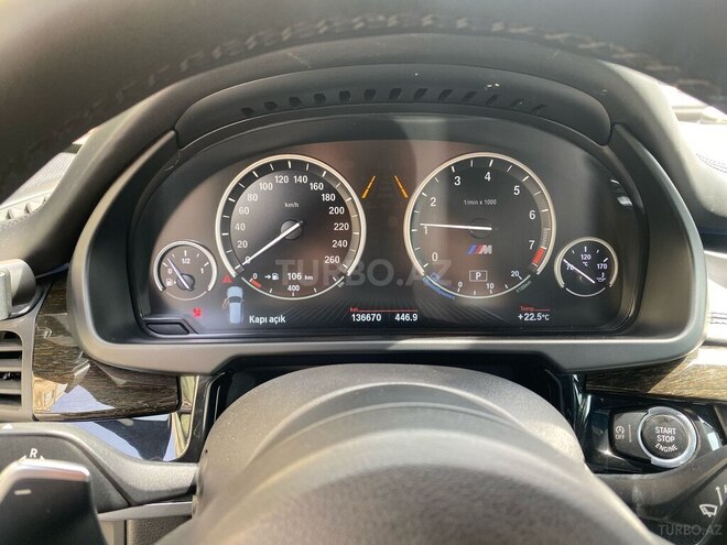 BMW X5 2015, 136,500 km - 3.0 л - Bakı