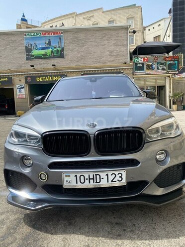 BMW X5 2015, 136,500 km - 3.0 л - Bakı