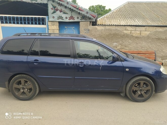 Toyota Corolla 2004, 247,680 km - 1.4 l - Goranboy