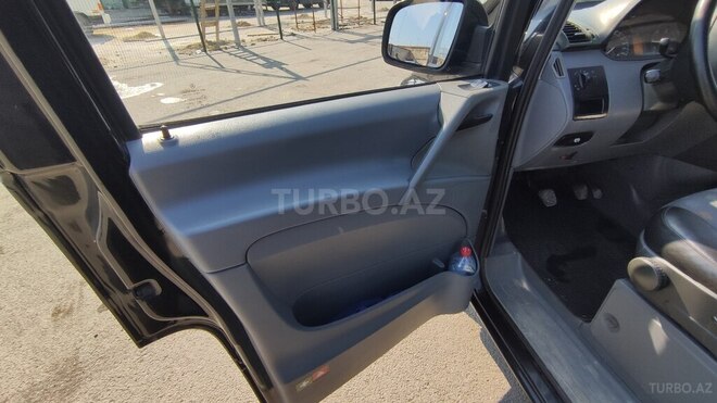 Mercedes V 220 2010, 314,000 km - 2.2 l - Bakı