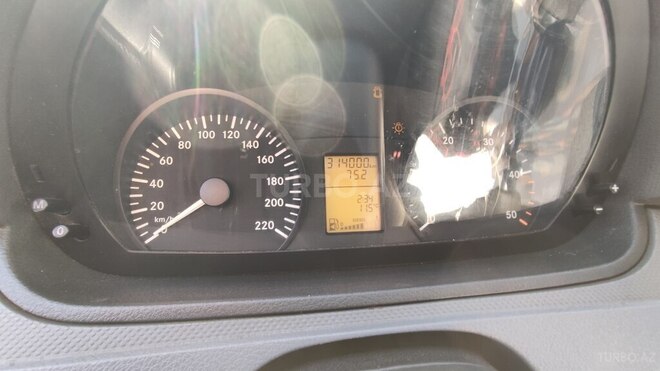 Mercedes V 220 2010, 314,000 km - 2.2 l - Bakı