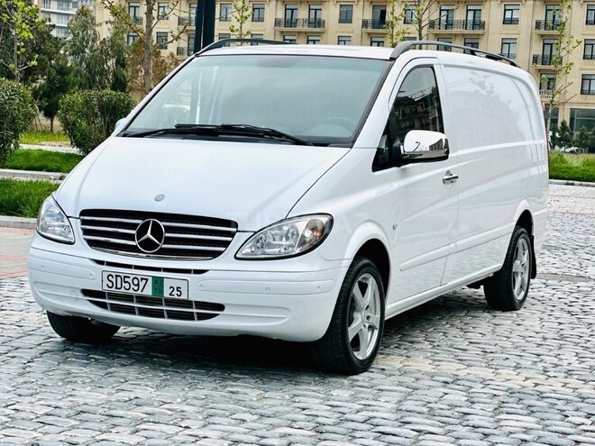 Mercedes Vito 115 2010, 201,000 km - 2.2 l - Bakı