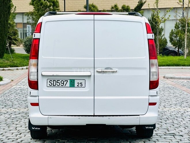 Mercedes Vito 115 2010, 201,000 km - 2.2 l - Bakı