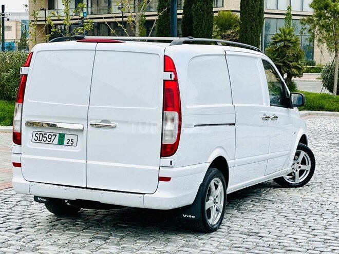 Mercedes Vito 115 2010, 201,000 km - 2.2 l - Bakı