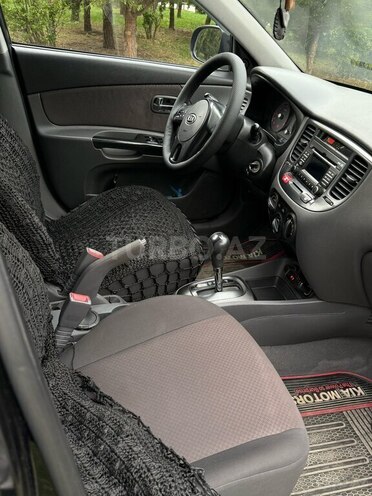 Kia Rio 2010, 284,000 km - 1.4 l - Bakı