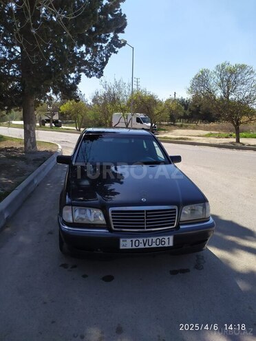 Mercedes C 240 1999, 300,000 km - 2.4 l - Şirvan