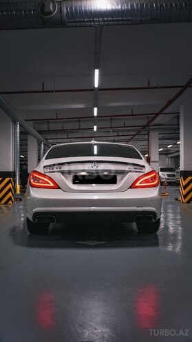 Mercedes CLS 63 AMG-5