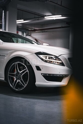 Mercedes CLS 63 AMG-4