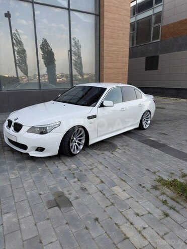 BMW 525 2006, 290,000 km - 2.5 л - Bakı
