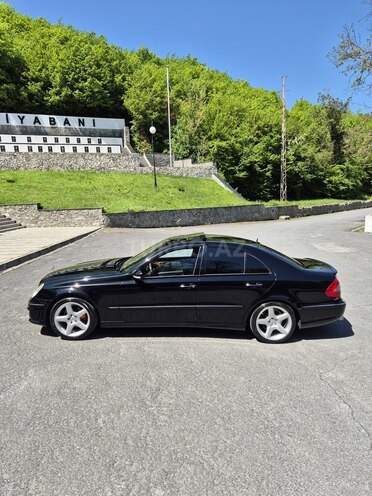 Mercedes E 320 2002, 224,673 km - 3.2 l - Şəki