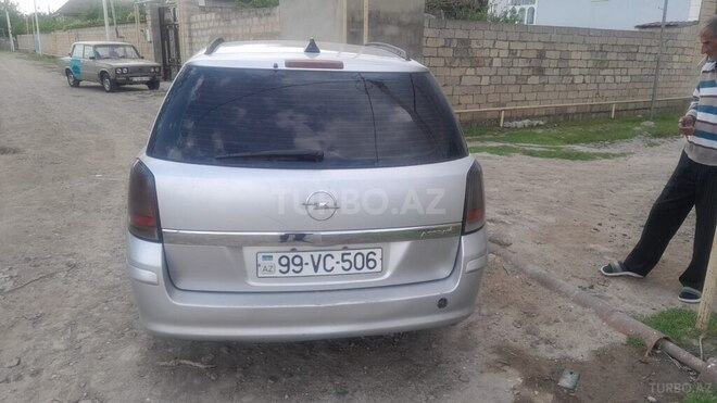 Opel Astra 2005, 425,620 km - 1.3 л - Neftçala
