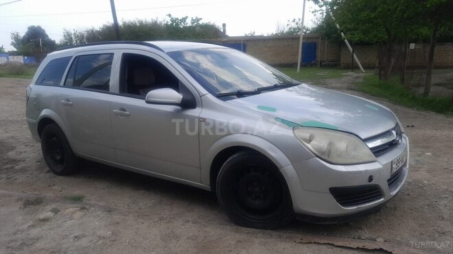 Opel Astra 2005, 425,620 km - 1.3 л - Neftçala