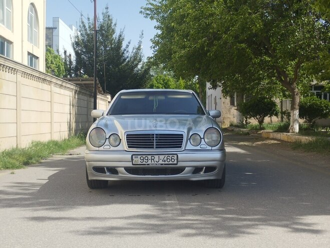 Mercedes E 230 1995, 338,000 km - 2.3 l - Beyləqan