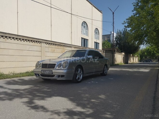Mercedes E 230 1995, 338,000 km - 2.3 l - Beyləqan