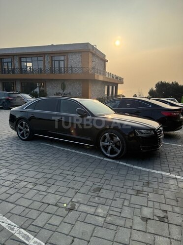 Audi A8 2015, 157,000 km - 4.0 l - Bakı