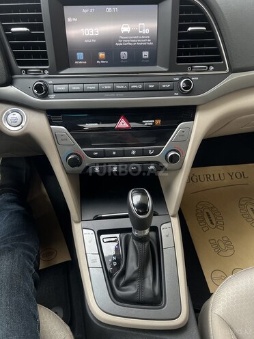 Hyundai Elantra 2016, 68,100 km - 2.0 l - Bakı