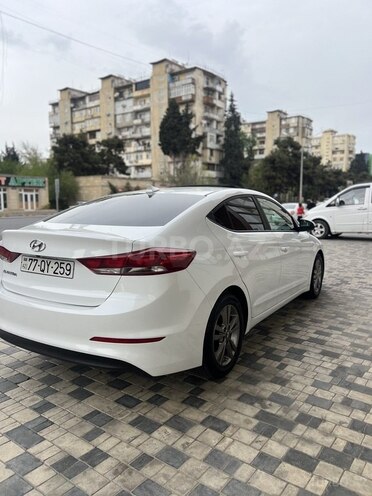 Hyundai Elantra 2016, 68,100 km - 2.0 l - Bakı