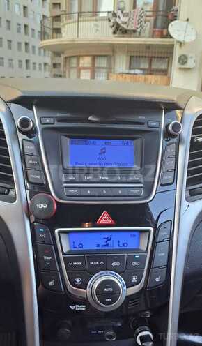 Hyundai i30 2013, 256,000 km - 1.6 л - Bakı