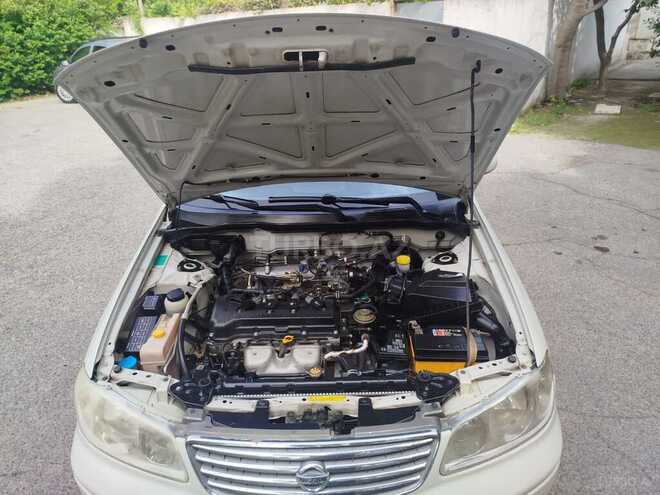 Nissan Sunny 2008, 208,400 km - 1.6 l - Bakı