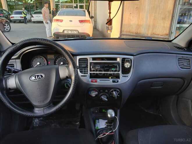 Kia Rio 2006, 316,887 km - 1.4 l - Samux