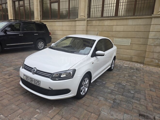 Volkswagen Polo 2013, 253,712 km - 1.6 l - Bakı