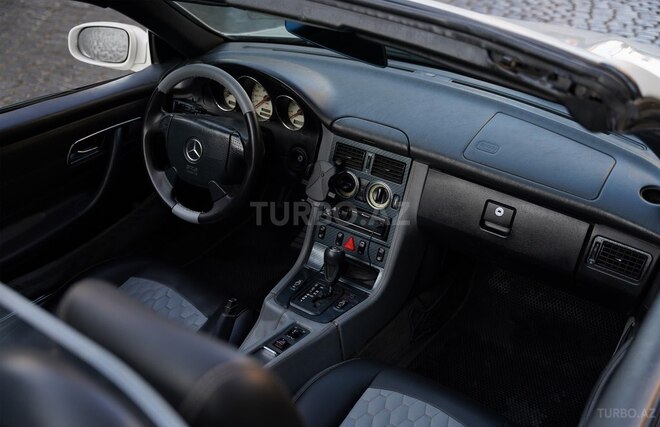 Mercedes SLK 230 1999, 203,000 km - 2.3 l - Bakı