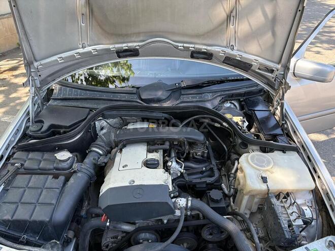 Mercedes C 180 2000, 487,000 km - 1.8 л - Yevlax