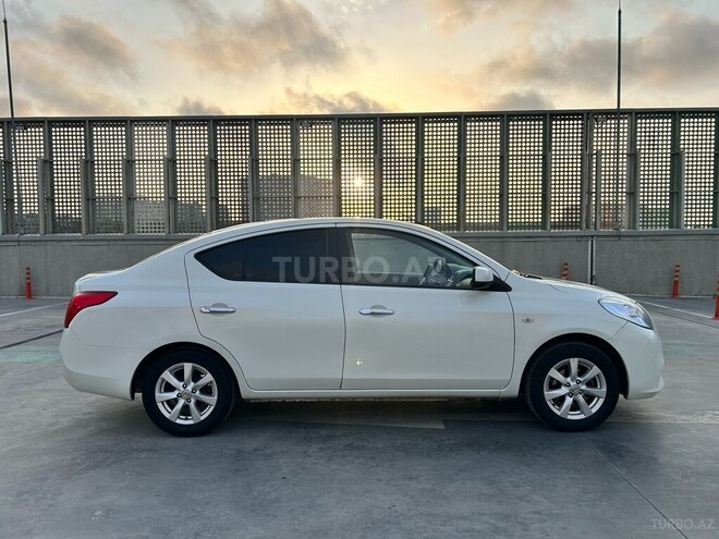 Nissan Sunny 2012, 230,000 km - 1.5 l - Bakı