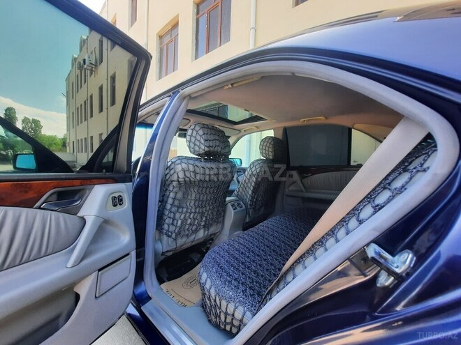 Mercedes E 240 1999, 226,000 km - 2.6 l - Gəncə