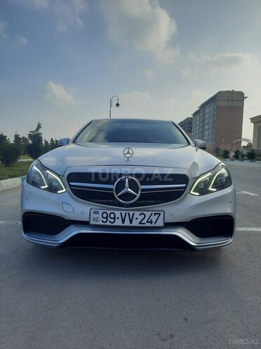 Mercedes E 200 d 2014, 305,500 km - 2.2 л - Sumqayıt
