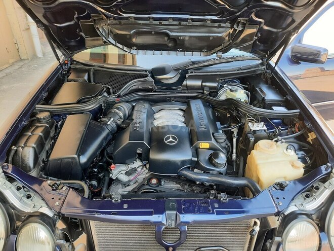 Mercedes E 240 1999, 226,000 km - 2.6 l - Gəncə