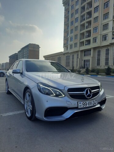 Mercedes E 200 d 2014, 305,500 km - 2.2 л - Sumqayıt