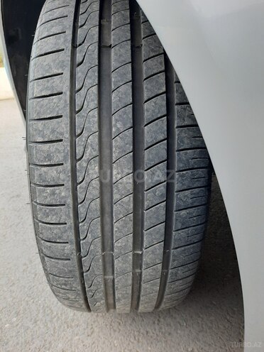 Mercedes E 200 d 2014, 305,500 km - 2.2 л - Sumqayıt