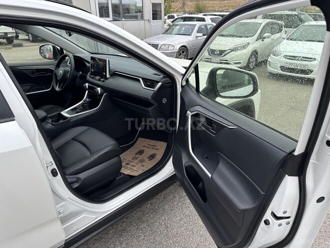 Toyota RAV4 2019, 133,000 km - 2.5 l - Bakı