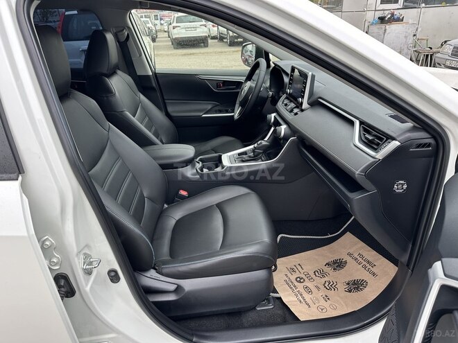 Toyota RAV4 2019, 133,000 km - 2.5 l - Bakı