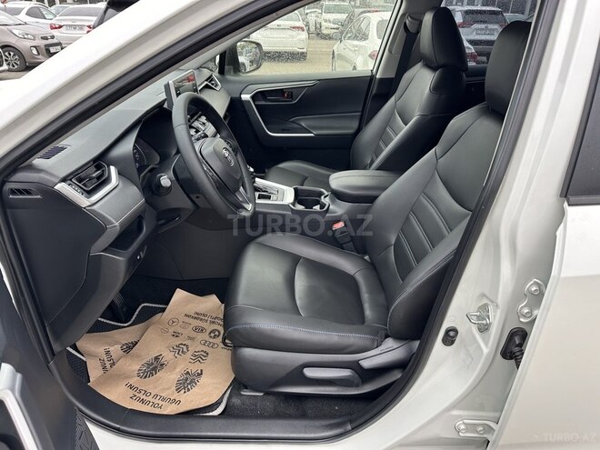 Toyota RAV4 2019, 133,000 km - 2.5 l - Bakı