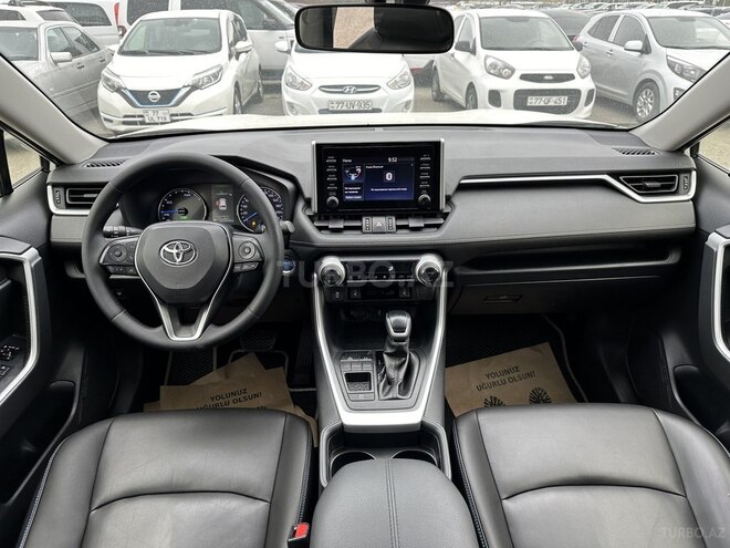 Toyota RAV4 2019, 133,000 km - 2.5 l - Bakı