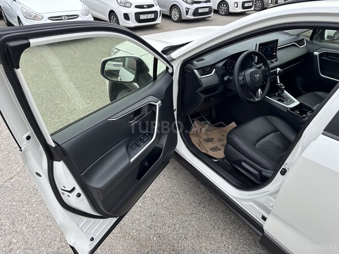 Toyota RAV4 2019, 133,000 km - 2.5 l - Bakı