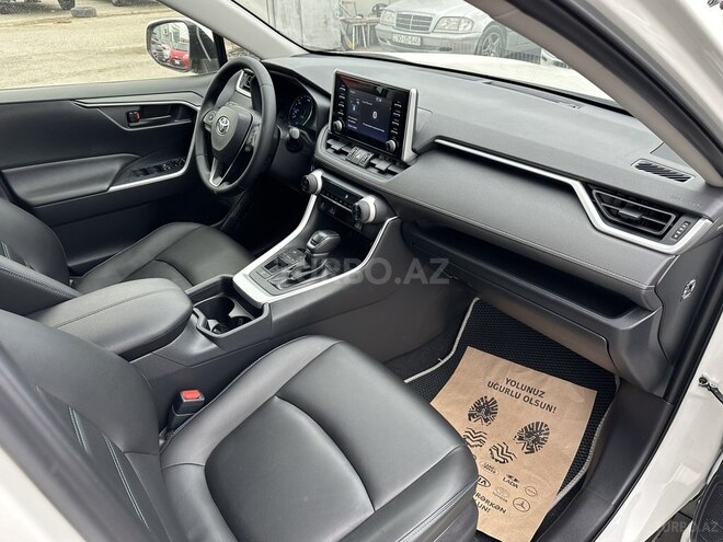 Toyota RAV4 2019, 133,000 km - 2.5 l - Bakı