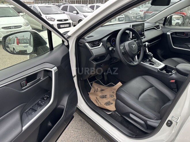 Toyota RAV4 2019, 133,000 km - 2.5 l - Bakı